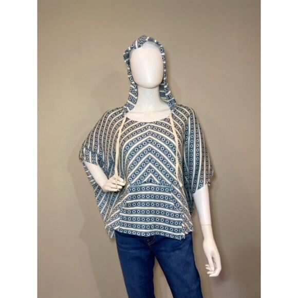 Hippie Laundry Poncho Top Blue White Womens Size Medium - Picture 3 of 8